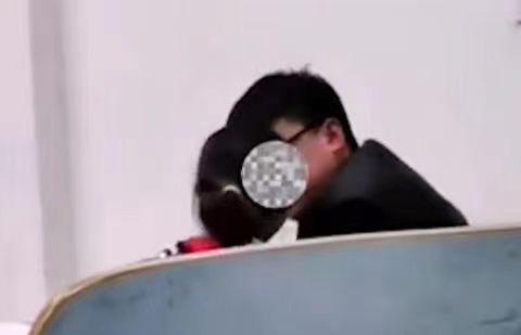 大连女孩爆料新闻视频,揭秘背后惊人真相  第1张